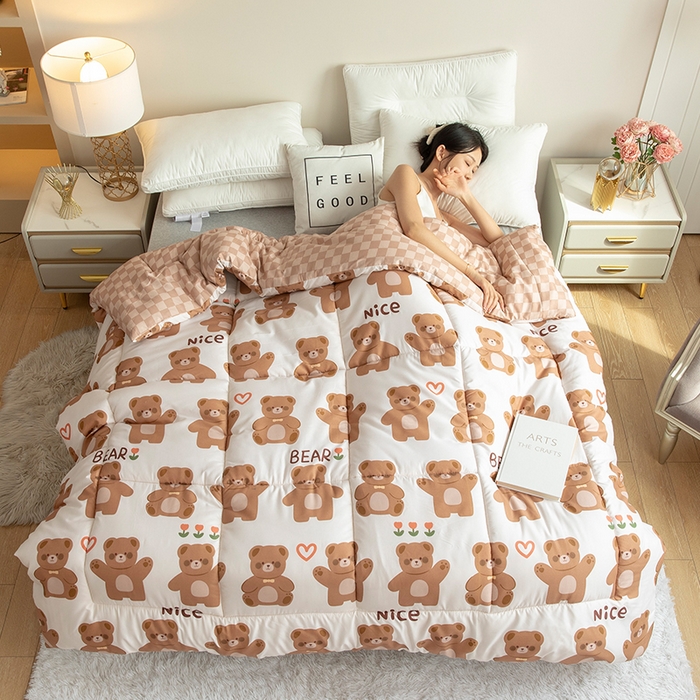 91家纺网 家纺一手货源 找家纺 悦织湾家纺 2025仿棉印花纯色学生被春秋被冬被四季通用被子被芯量多价优整年不断货 浣熊