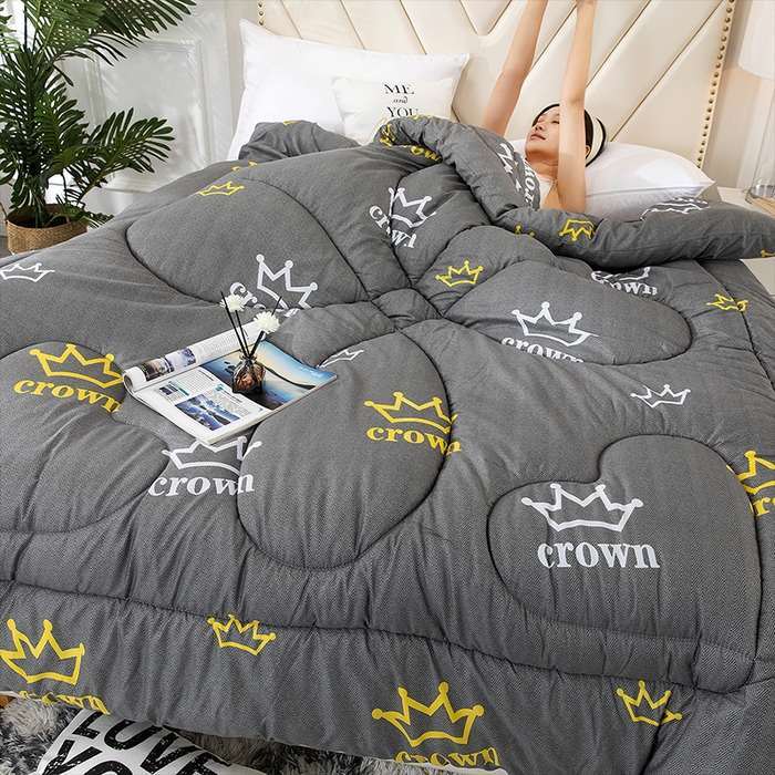 91家纺网 家纺一手货源 找家纺 悦织湾家纺 2025仿棉印花纯色学生被春秋被冬被四季通用被子被芯量多价优整年不断货 加冕