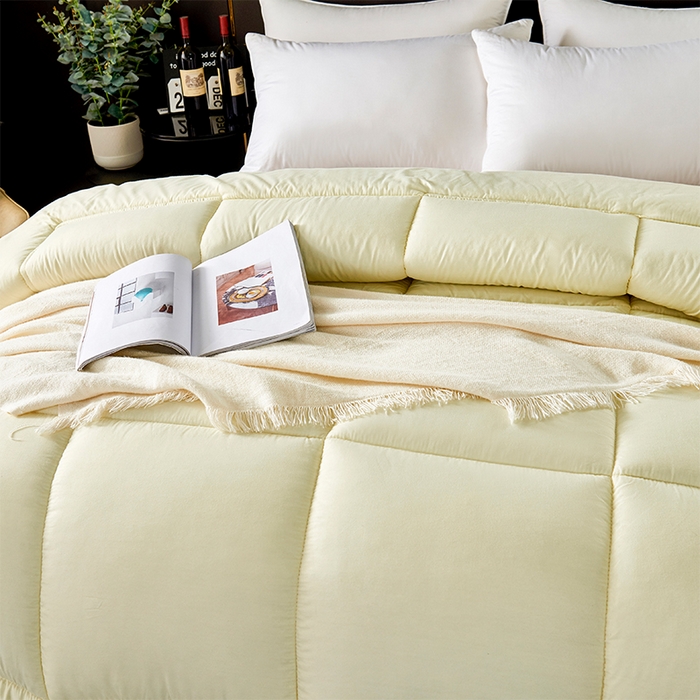 91家纺网 家纺一手货源 找家纺 悦织湾家纺 2025仿棉印花纯色学生被春秋被冬被四季通用被子被芯量多价优整年不断货 米黄