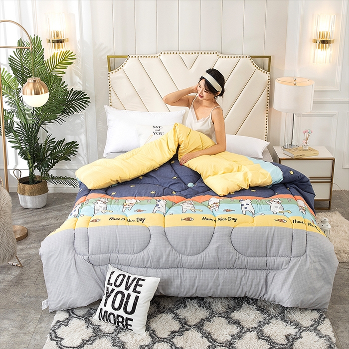 91家纺网 家纺一手货源 找家纺 悦织湾家纺 2025仿棉印花纯色学生被春秋被冬被四季通用被子被芯量多价优整年不断货 喵星人