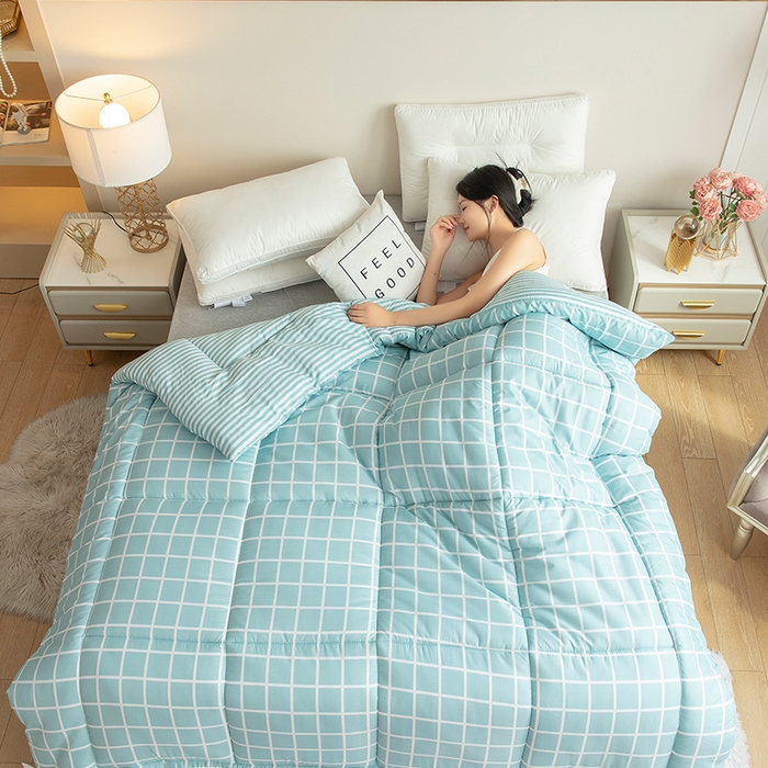 91家纺网 家纺一手货源 找家纺 悦织湾家纺 2025仿棉印花纯色学生被春秋被冬被四季通用被子被芯量多价优整年不断货 情调