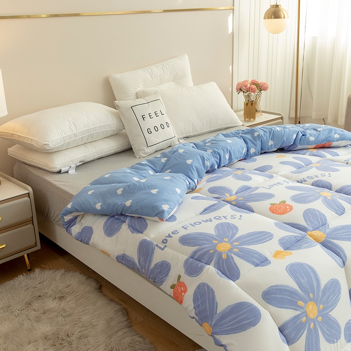 91家纺网 家纺一手货源 找家纺 悦织湾家纺 2025仿棉印花纯色学生被春秋被冬被四季通用被子被芯量多价优整年不断货 唯美