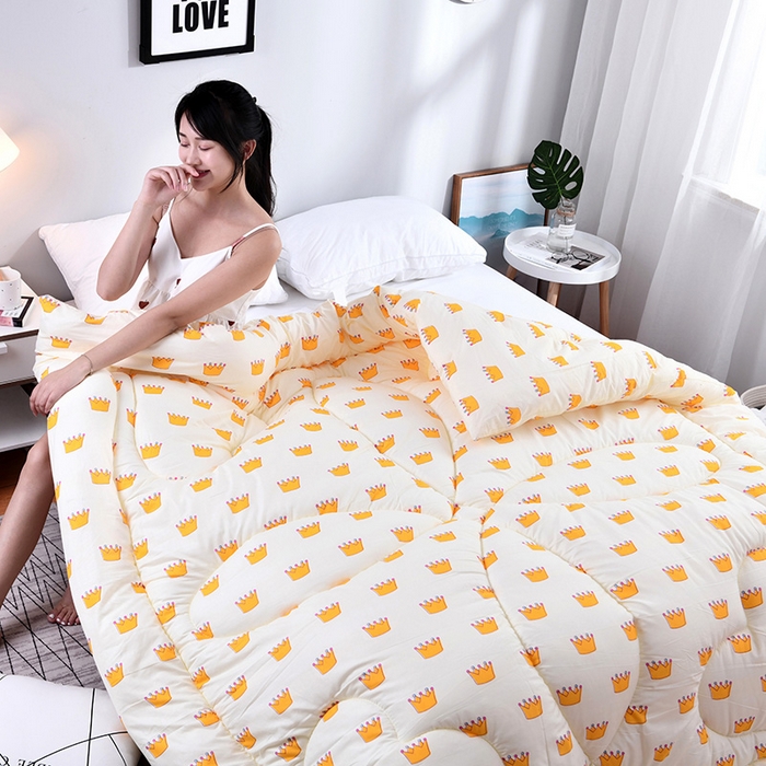 91家纺网 家纺一手货源 找家纺 悦织湾家纺 2025仿棉印花纯色学生被春秋被冬被四季通用被子被芯量多价优整年不断货 小皇冠