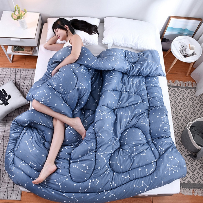 91家纺网 家纺一手货源 找家纺 悦织湾家纺 2025仿棉印花纯色学生被春秋被冬被四季通用被子被芯量多价优整年不断货 星座恋人