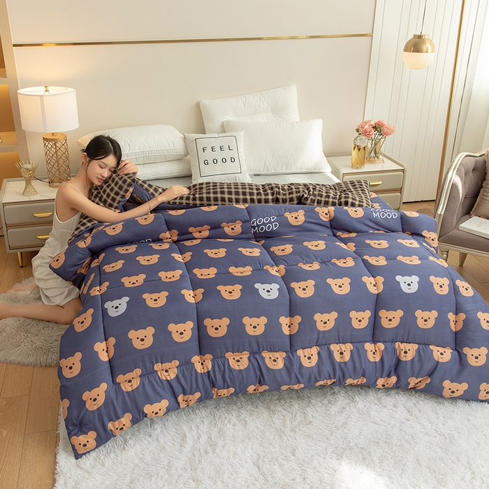 91家纺网 家纺一手货源 找家纺 悦织湾家纺 2025仿棉印花纯色学生被春秋被冬被四季通用被子被芯量多价优整年不断货 熊头