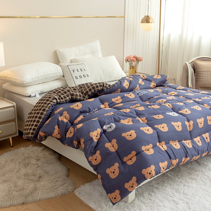 91家纺网 家纺一手货源 找家纺 悦织湾家纺 2025仿棉印花纯色学生被春秋被冬被四季通用被子被芯量多价优整年不断货 熊头