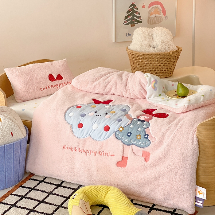 91家纺网 家纺一手货源 找家纺 宝贝优选 2025新款A类保暖幼儿园儿童绒套件（绵羊绒+牛奶绒） 巧悦女孩