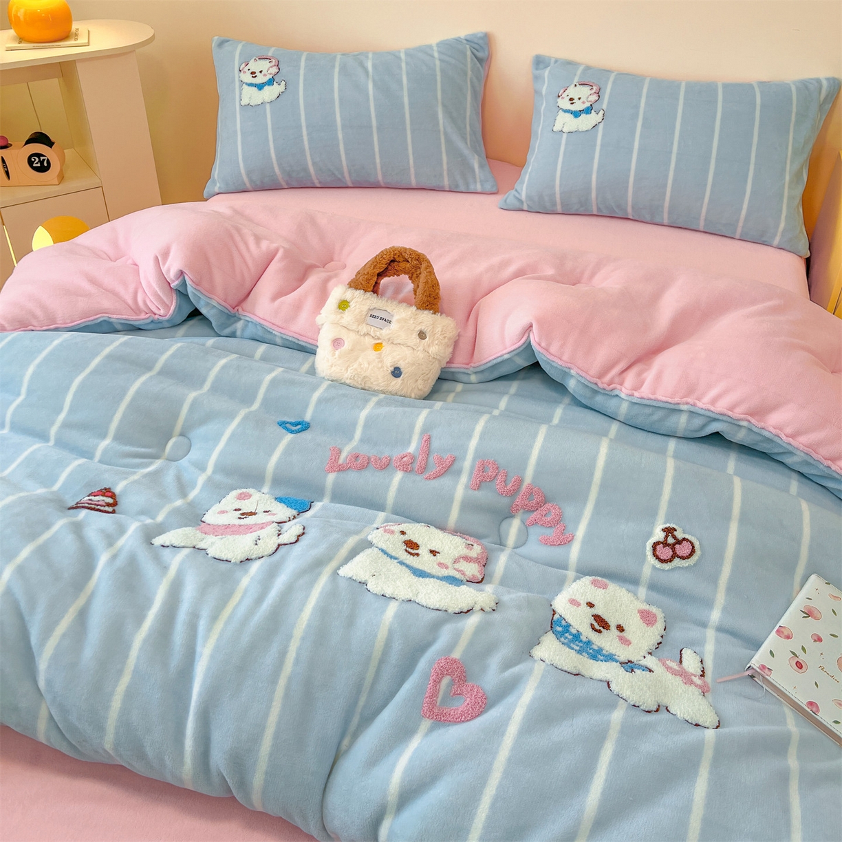 91家纺网 家纺一手货源 找家纺 换种生活 2025新款A类牛奶绒毛巾绣冬被被子被芯 萌萌犬