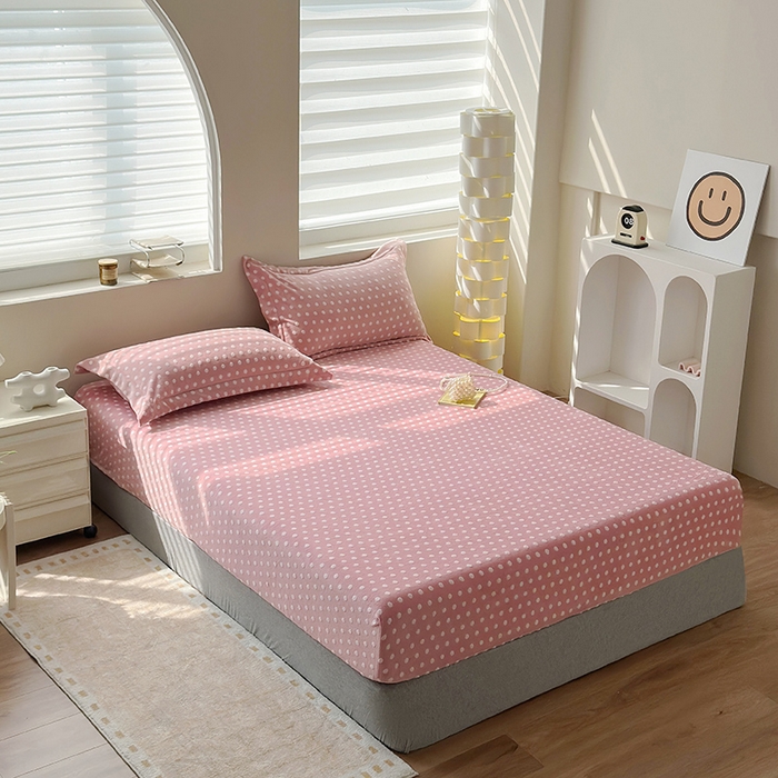 91家纺网 家纺一手货源 找家纺 寝柔家纺 2025新款冬季INS简约清新加厚牛奶雕花绒圆点波点单床笠 波点-蜜桃粉