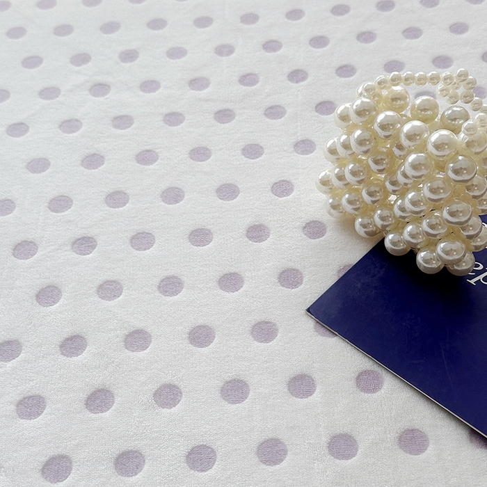 91家纺网 家纺一手货源 找家纺 寝柔家纺 2025新款冬季INS简约清新加厚牛奶雕花绒圆点波点单床笠 波点-芋泥紫