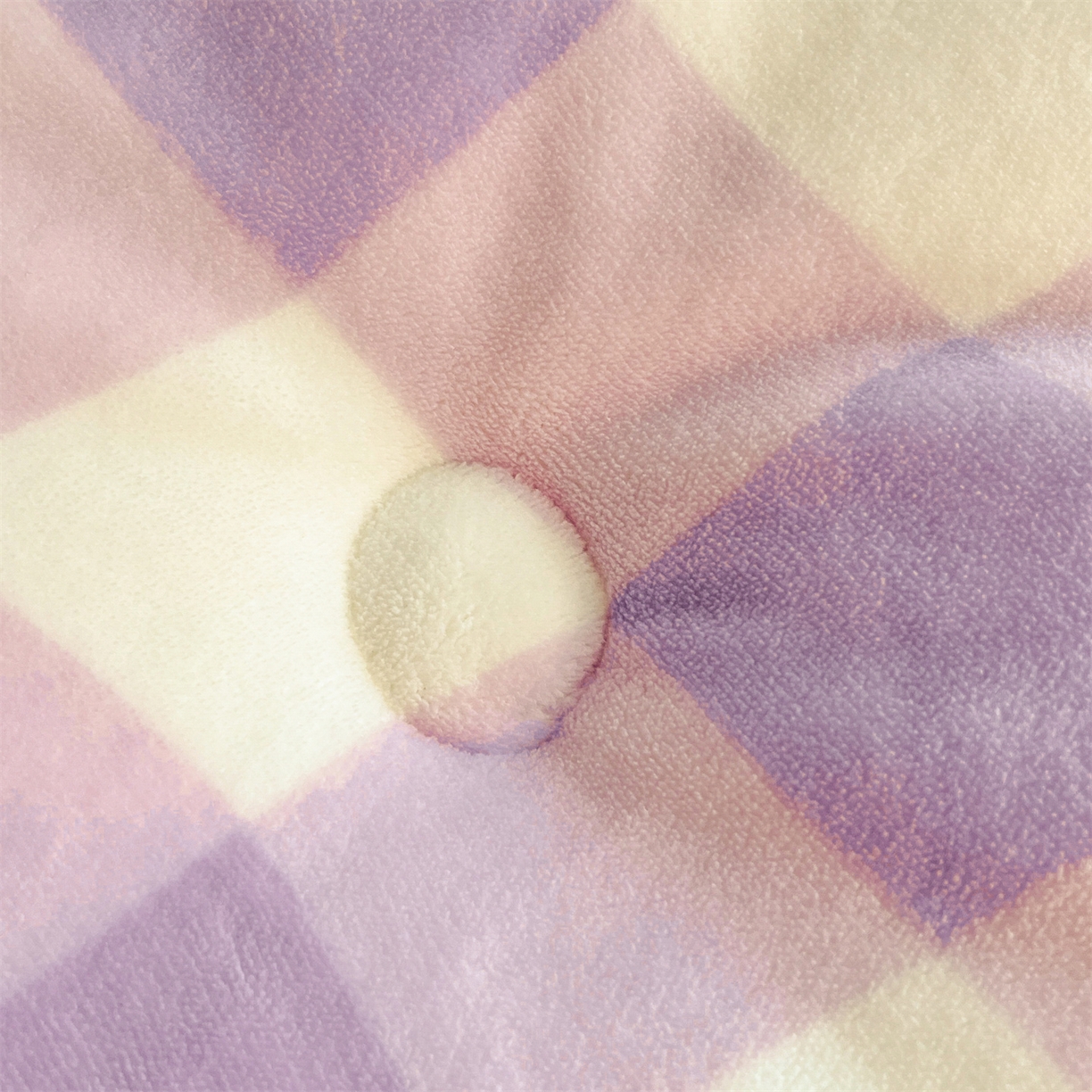 91家纺网 家纺一手货源 找家纺 换种生活 2025新款A类牛奶绒贴布绣冬被被子被芯 格纹萌喵-梦幻紫