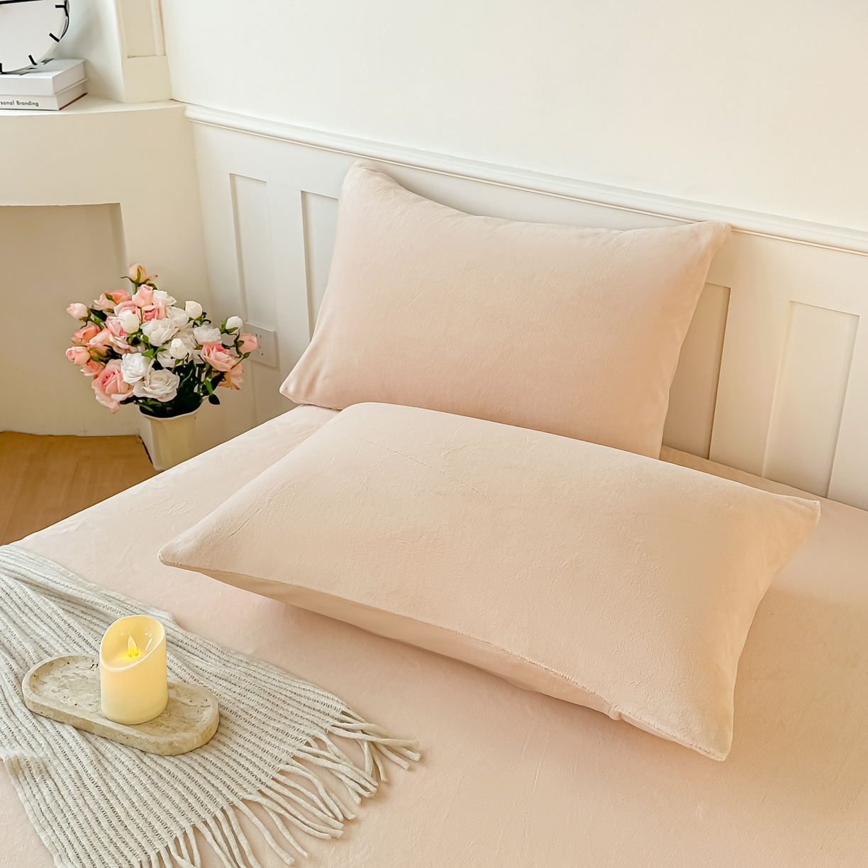 91家纺网 家纺一手货源 找家纺 卓缦家纺 2025新款秋冬牛奶绒刺绣床单加厚三件套单品 香槟