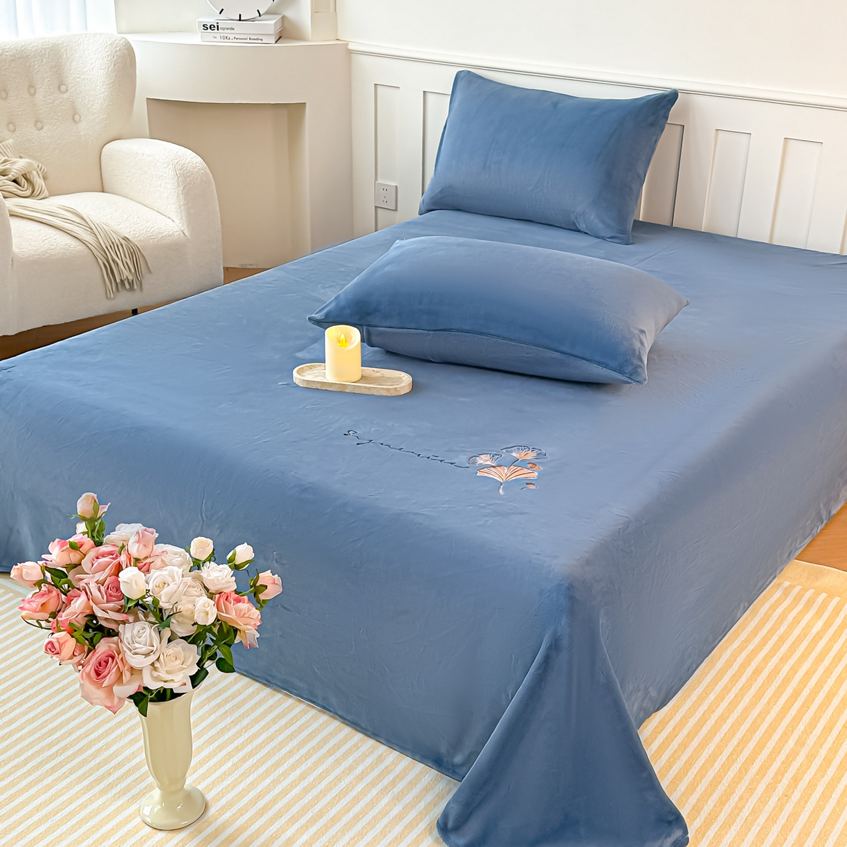 91家纺网 家纺一手货源 找家纺 卓缦家纺 2025新款秋冬牛奶绒刺绣床单加厚三件套单品 宾利蓝