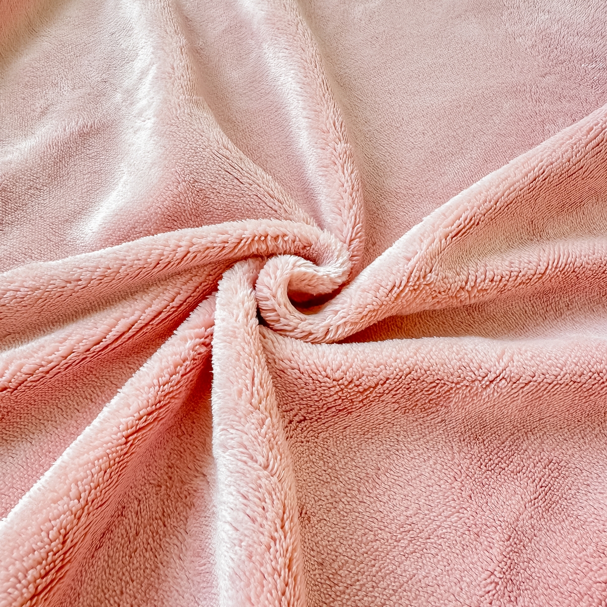 91家纺网 家纺一手货源 找家纺 卓缦家纺 2025新款秋冬牛奶绒刺绣床单加厚三件套单品 薄荷粉