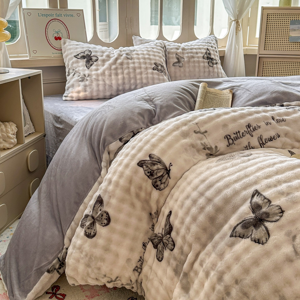 91家纺网 家纺一手货源 找家纺 （总）思诺羽床笠 2025新款泡泡牛奶绒四件套系列