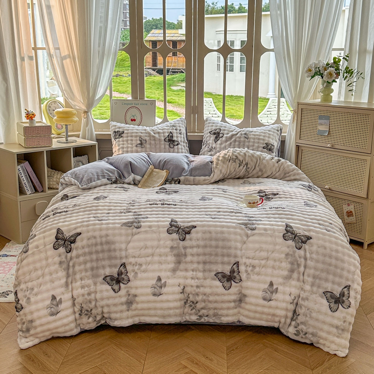 91家纺网 家纺一手货源 找家纺 （总）思诺羽床笠 2025新款泡泡牛奶绒四件套系列