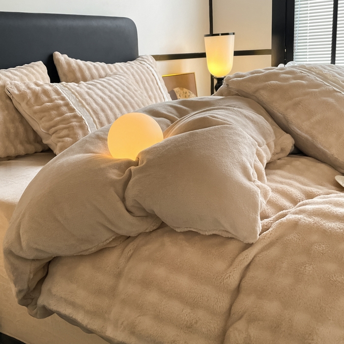 91家纺网 家纺一手货源 找家纺 云玲时尚 2025新款高克重泡泡牛奶绒单被套-泡芙 泡芙-卡其