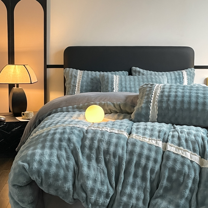 91家纺网 家纺一手货源 找家纺 云玲时尚 2025新款高克重泡泡牛奶绒单被套-泡芙 泡芙-蓝灰