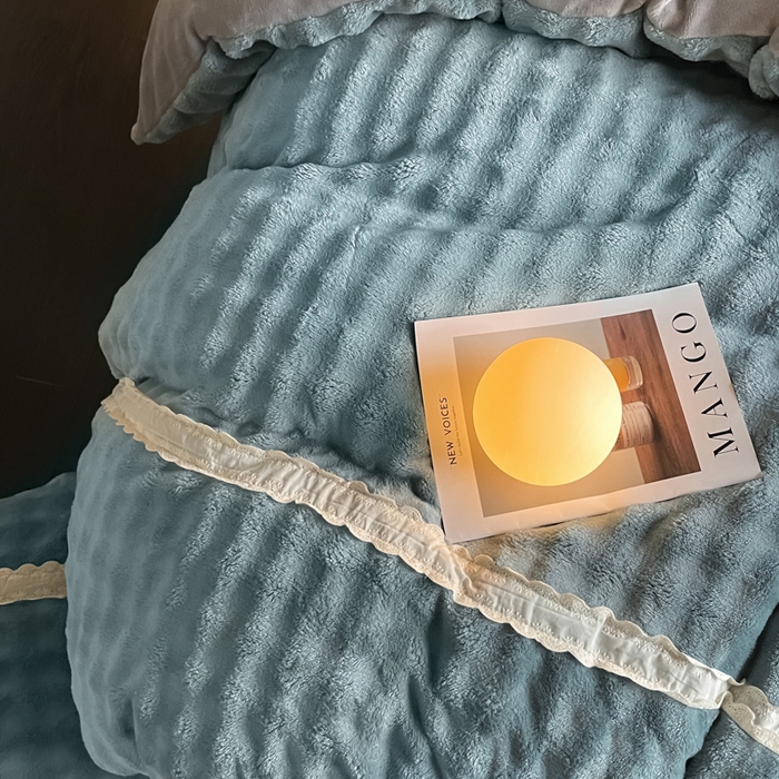 91家纺网 家纺一手货源 找家纺 云玲时尚 2025新款高克重泡泡牛奶绒单被套-泡芙 泡芙-蓝灰