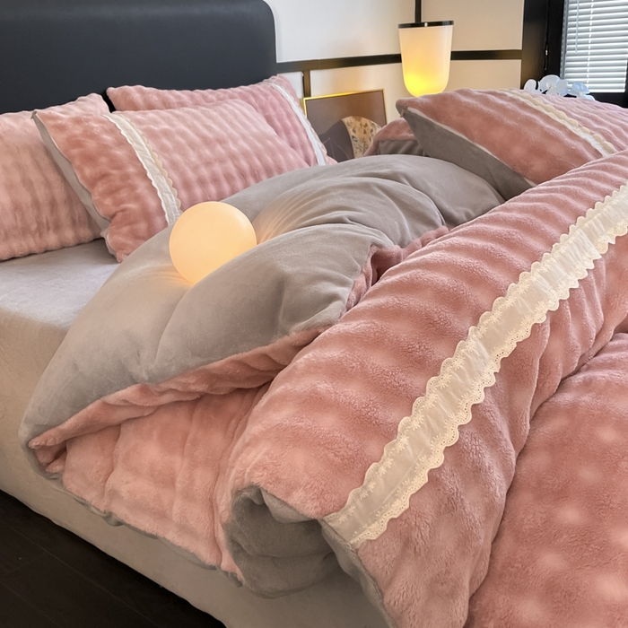 云玲时尚 2025新款高克重泡泡牛奶绒单被套-泡芙 泡芙-粉灰