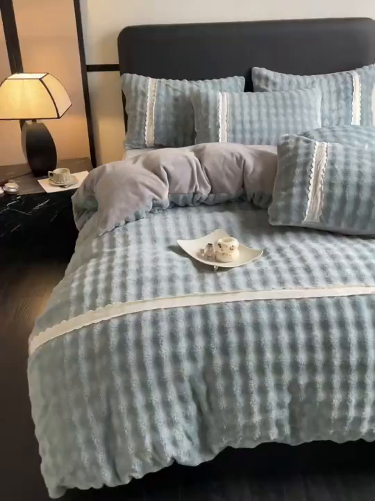 91家纺网 家纺一手货源 找家纺 云玲时尚 2025新款高克重泡泡牛奶绒单被套-泡芙 泡芙-蓝灰