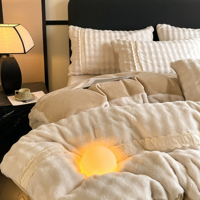 91家纺网 家纺一手货源 找家纺 云玲时尚 2025新款高克重泡泡牛奶绒单被套-泡芙 泡芙-奶咖