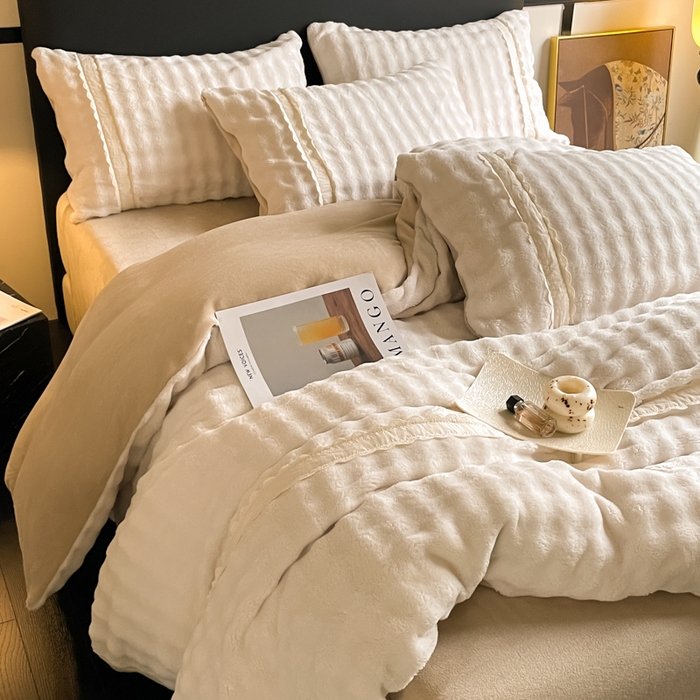 91家纺网 家纺一手货源 找家纺 云玲时尚 2025新款高克重泡泡牛奶绒单被套-泡芙 泡芙-奶咖