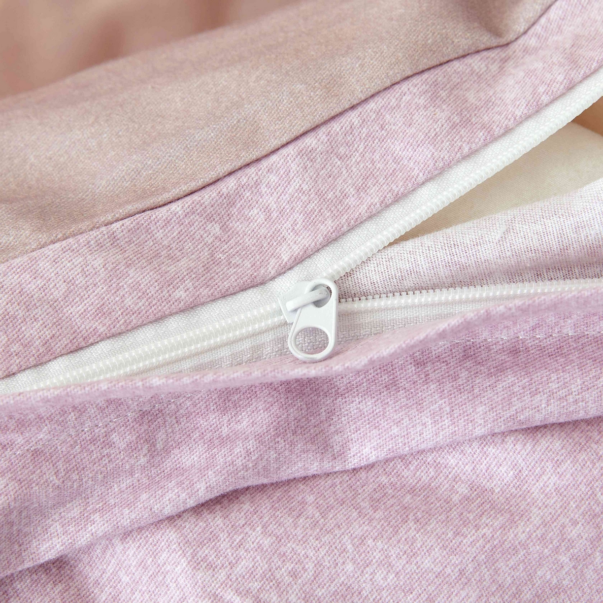 91家纺网 家纺一手货源 找家纺 缦彩 2025新款全棉纯棉磨毛枕套单枕套枕套单件 樱岛春缦紫