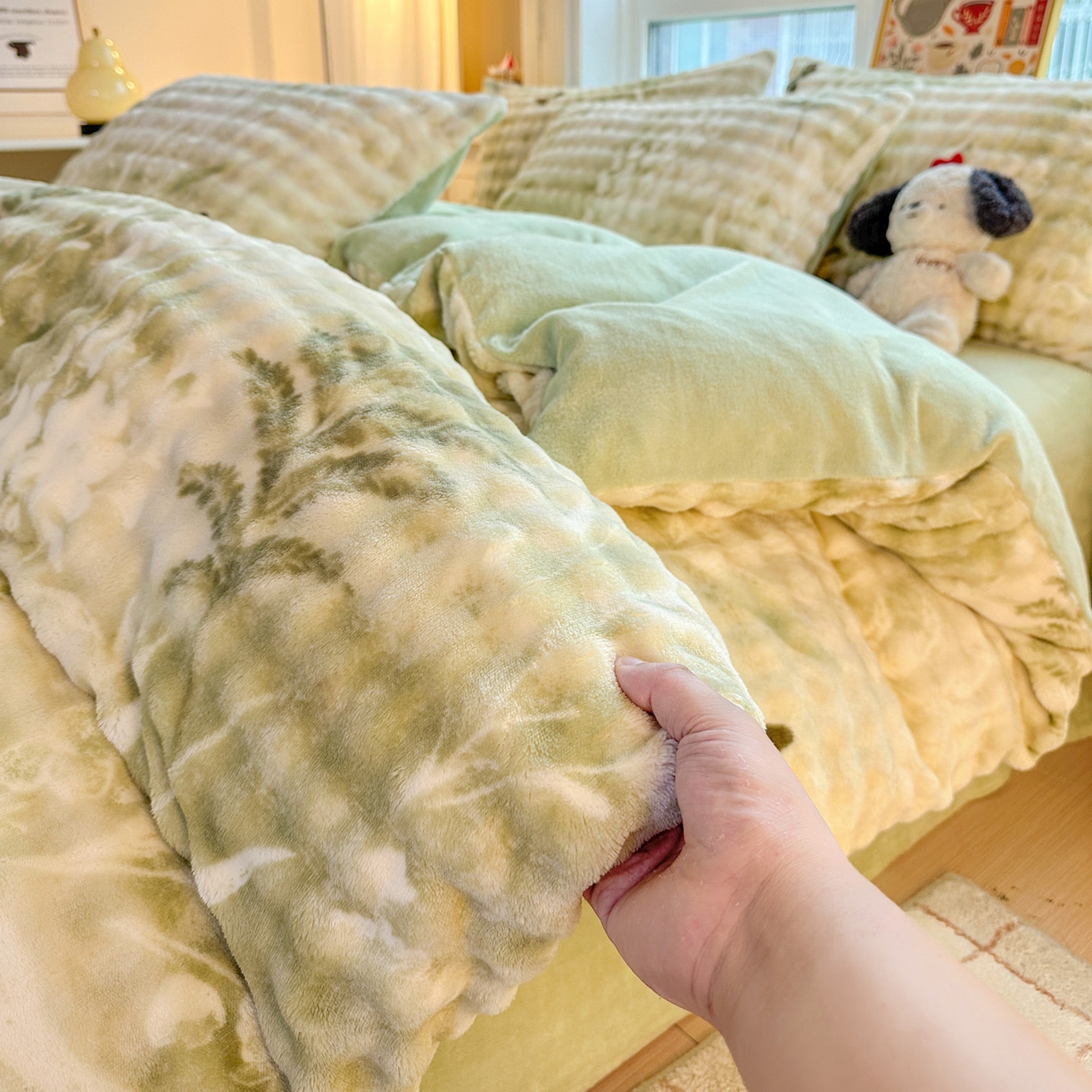 91家纺网 家纺一手货源 找家纺 （总）N先生+V 13814689556 发大图/买家秀 2025新款260克高克重泡泡绒牛奶绒四件套