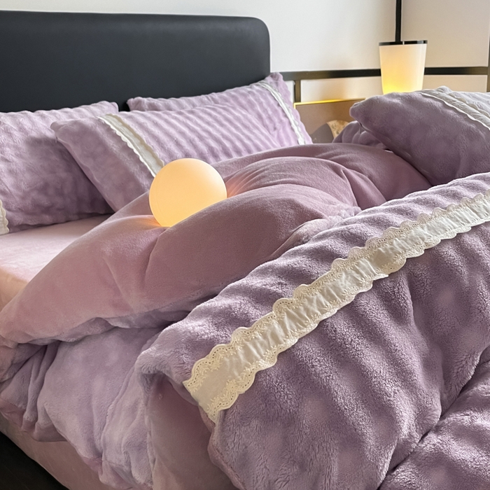 91家纺网 家纺一手货源 找家纺 云玲时尚 2025新款高克重泡泡牛奶绒四件套-泡芙 泡芙-紫色