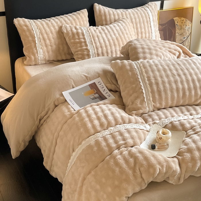 91家纺网 家纺一手货源 找家纺 云玲时尚 2025新款高克重泡泡牛奶绒四件套-泡芙 泡芙-卡其