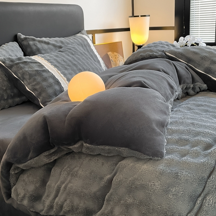 91家纺网 家纺一手货源 找家纺 （总）云玲时尚 2025新款高克重泡泡牛奶绒四件套-泡芙