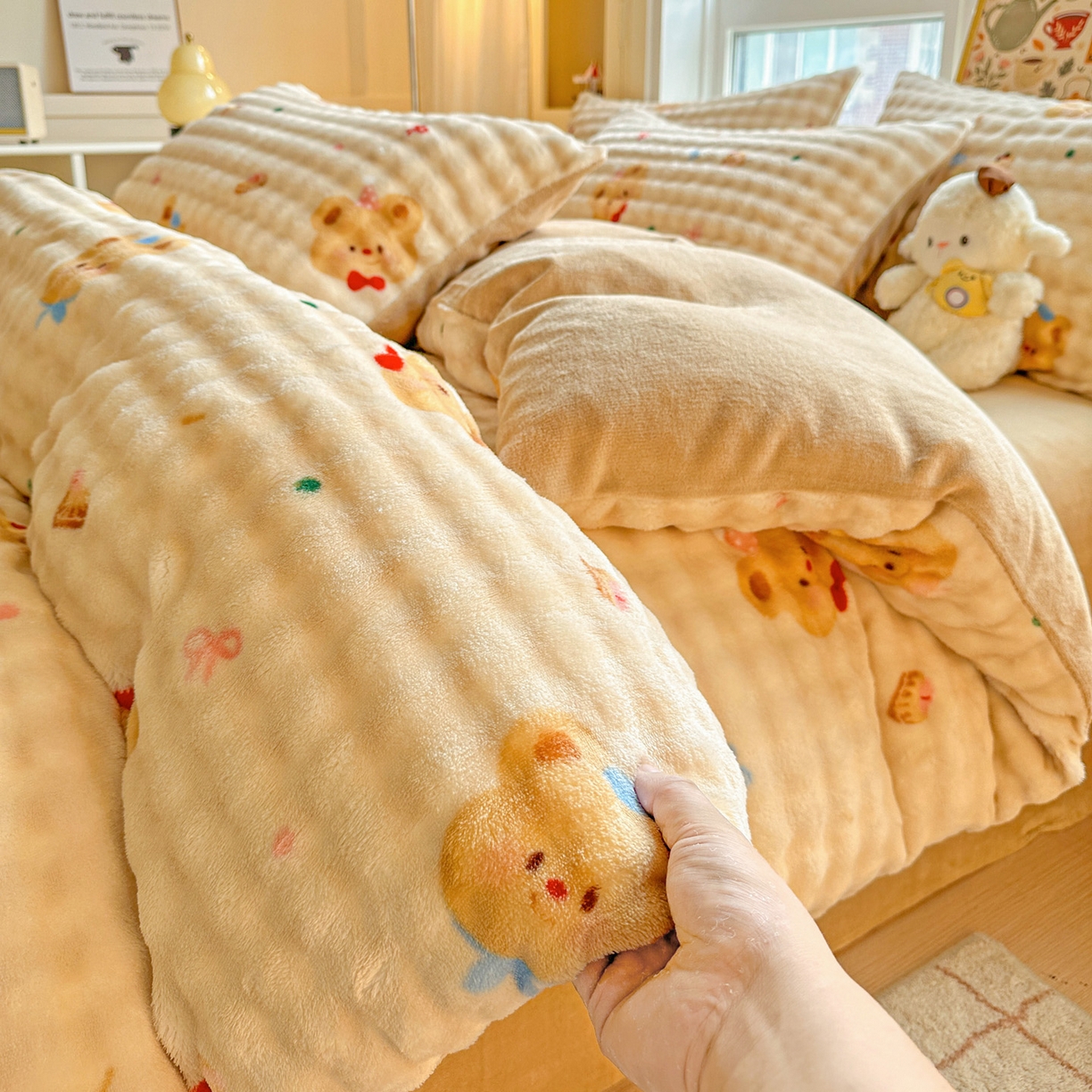 91家纺网 家纺一手货源 找家纺 （总）N先生+V 13814689556 发大图/买家秀 2025新款260克高克重泡泡绒牛奶绒四件套