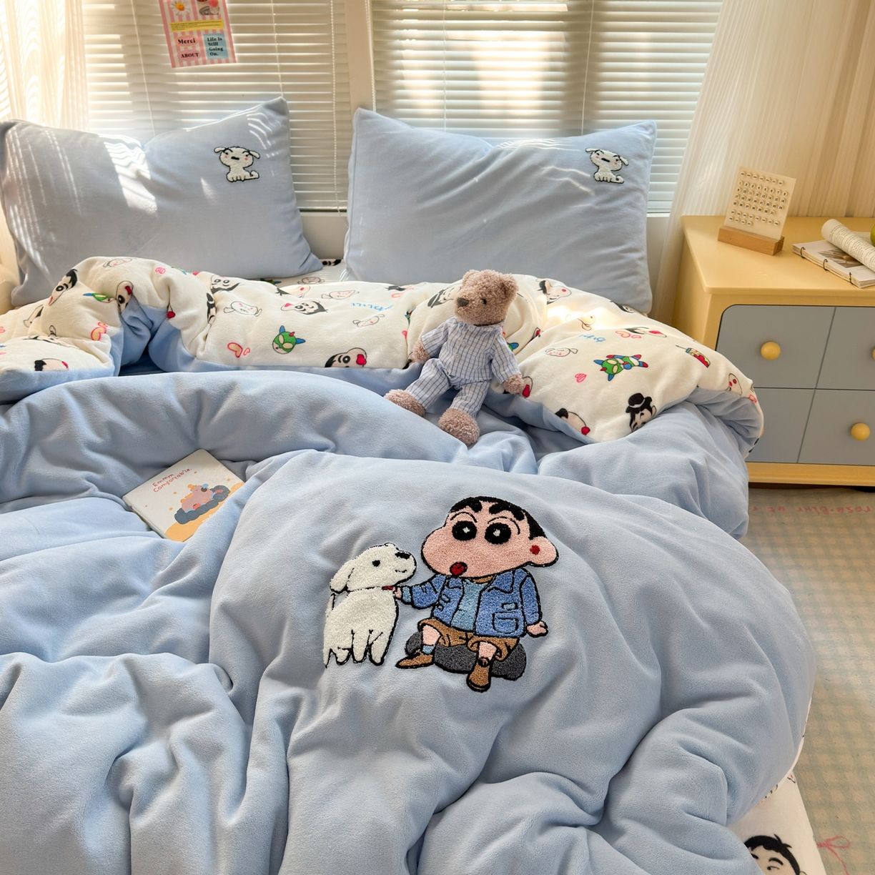 91家纺网 家纺一手货源 找家纺 云锦家居 2025新款秋冬小清新高克重牛奶绒毛巾绣四件套 新新大白绒