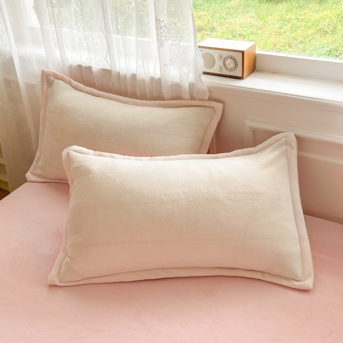 91家纺网 家纺一手货源 找家纺 （总）伊梵居2025新款加厚贴布绣牛奶绒四件套