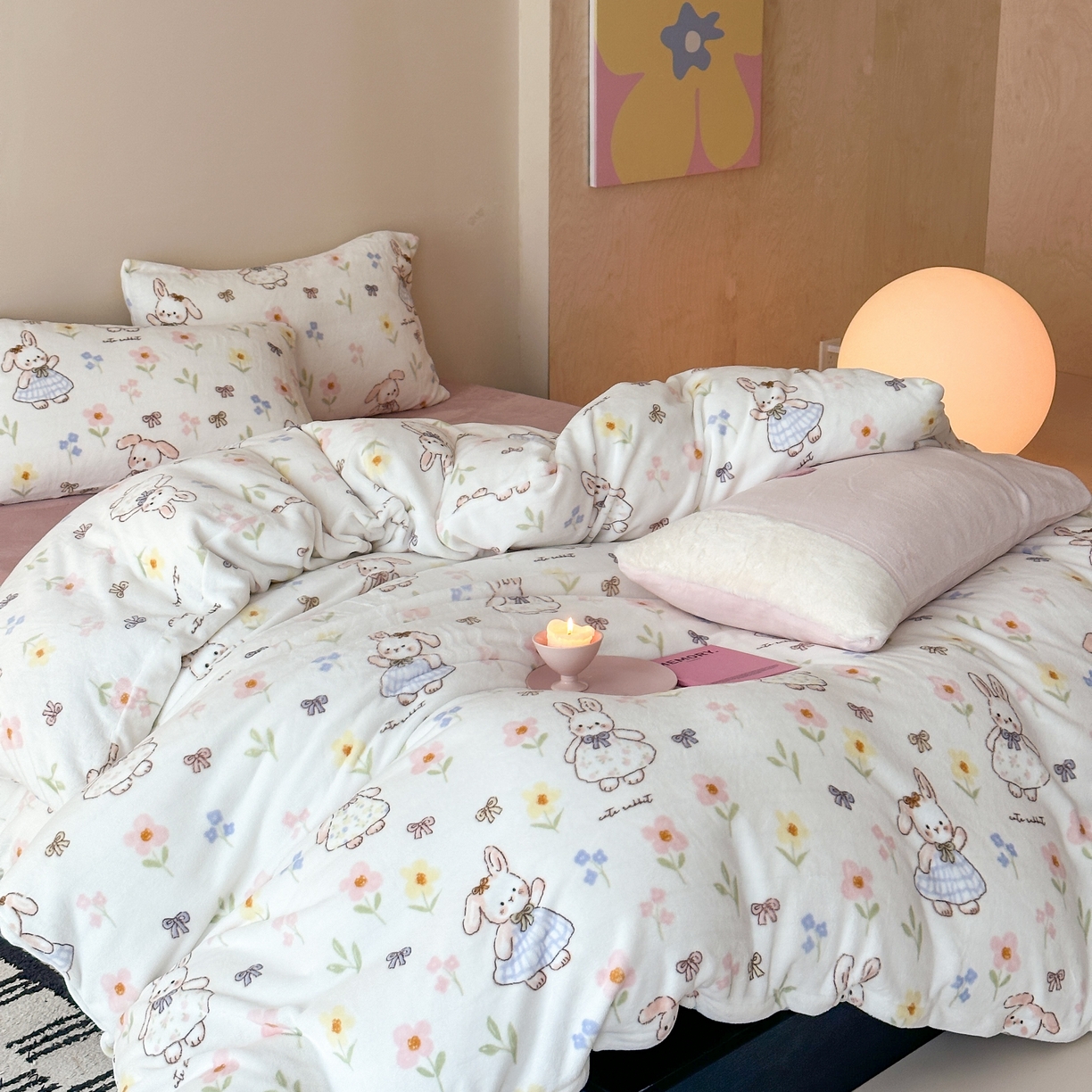 91家纺网 家纺一手货源 找家纺 时光里 2025新款230克全消光印花10色专版花型四件套 花兔兔