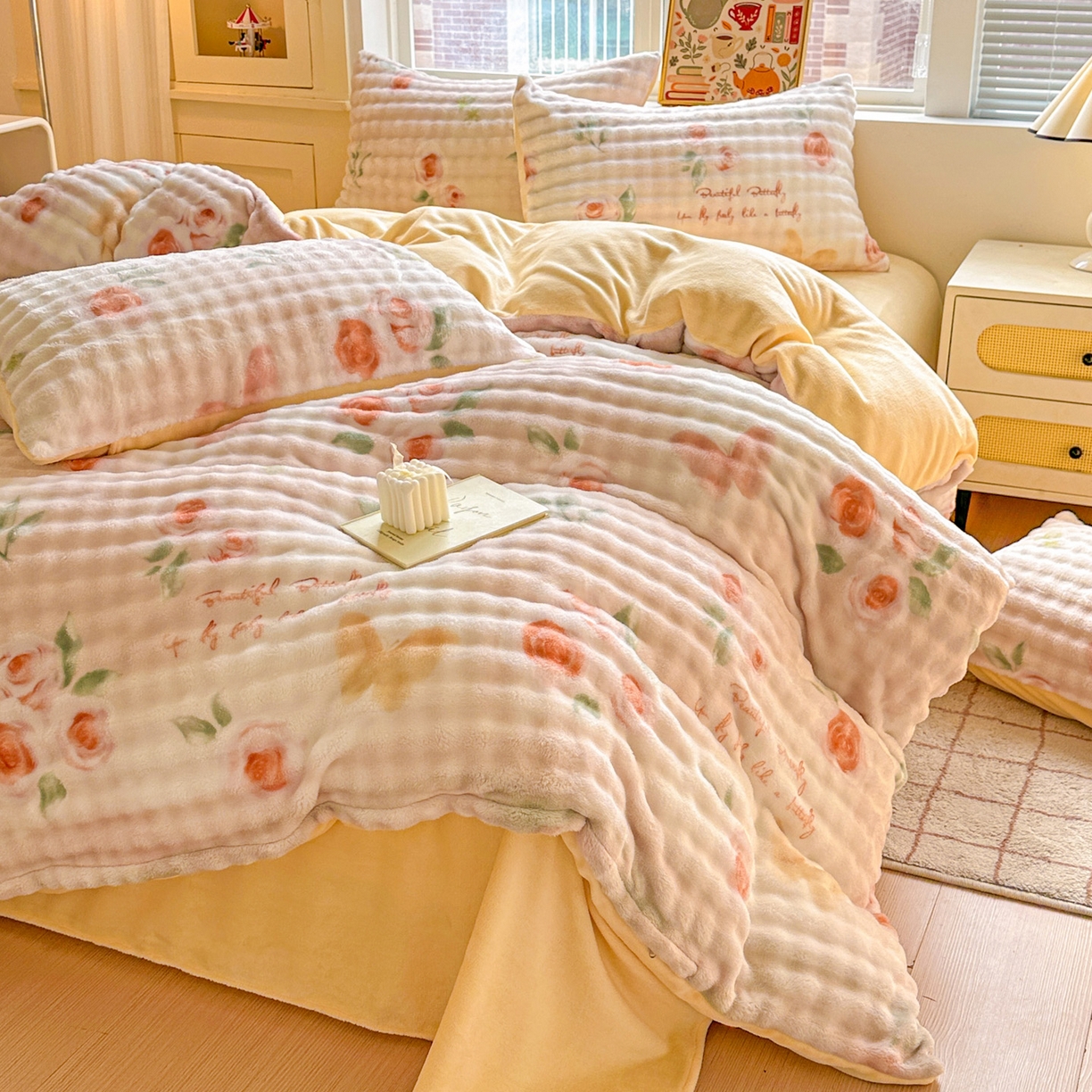 91家纺网 家纺一手货源 找家纺 N先生+V 13814689556 发大图/买家秀 2025新款260克高克重泡泡绒牛奶绒四件套 芊芊花海