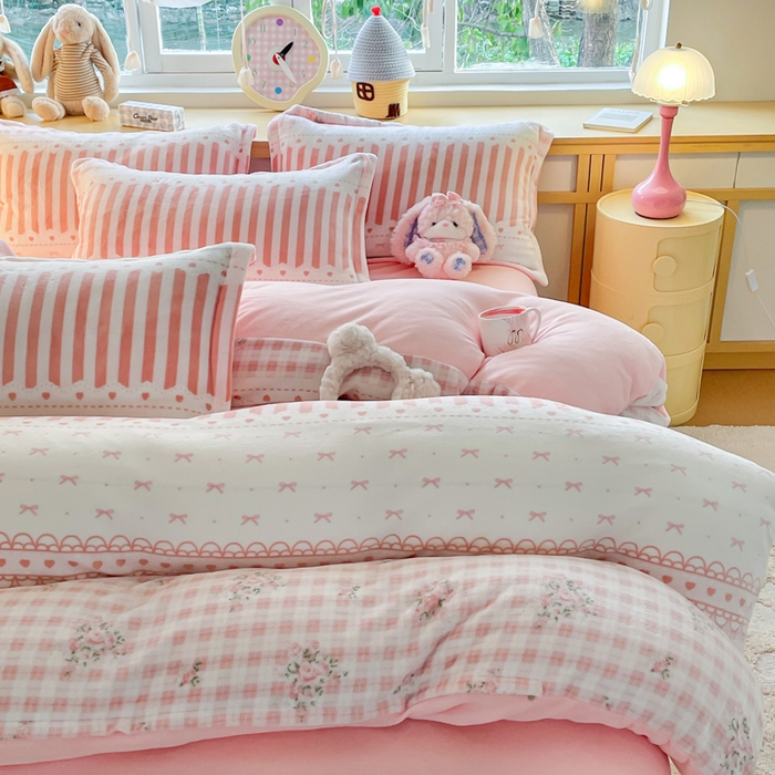 91家纺网 家纺一手货源 找家纺 仟网汇 2025新款双面牛奶绒四件套 少女心