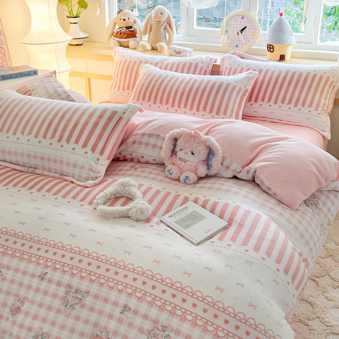 91家纺网 家纺一手货源 找家纺 仟网汇 2025新款双面牛奶绒四件套 少女心