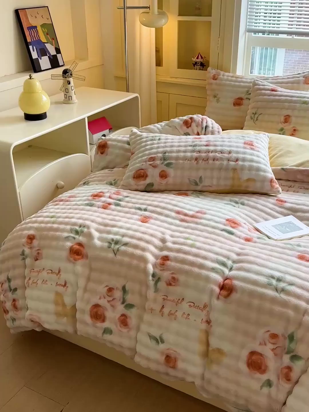 91家纺网 家纺一手货源 找家纺 N先生+V 13814689556 发大图/买家秀 2025新款260克高克重泡泡绒牛奶绒四件套 芊芊花海