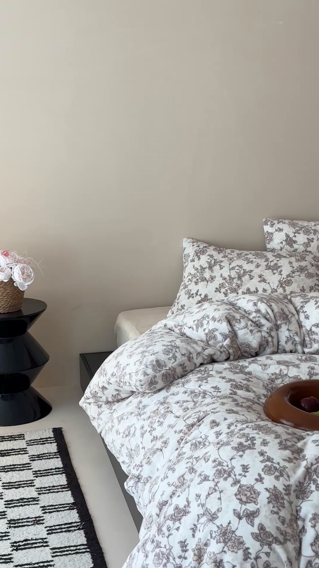 91家纺网 家纺一手货源 找家纺 时光里 2025新款230克全消光印花10色专版花型四件套 花漾