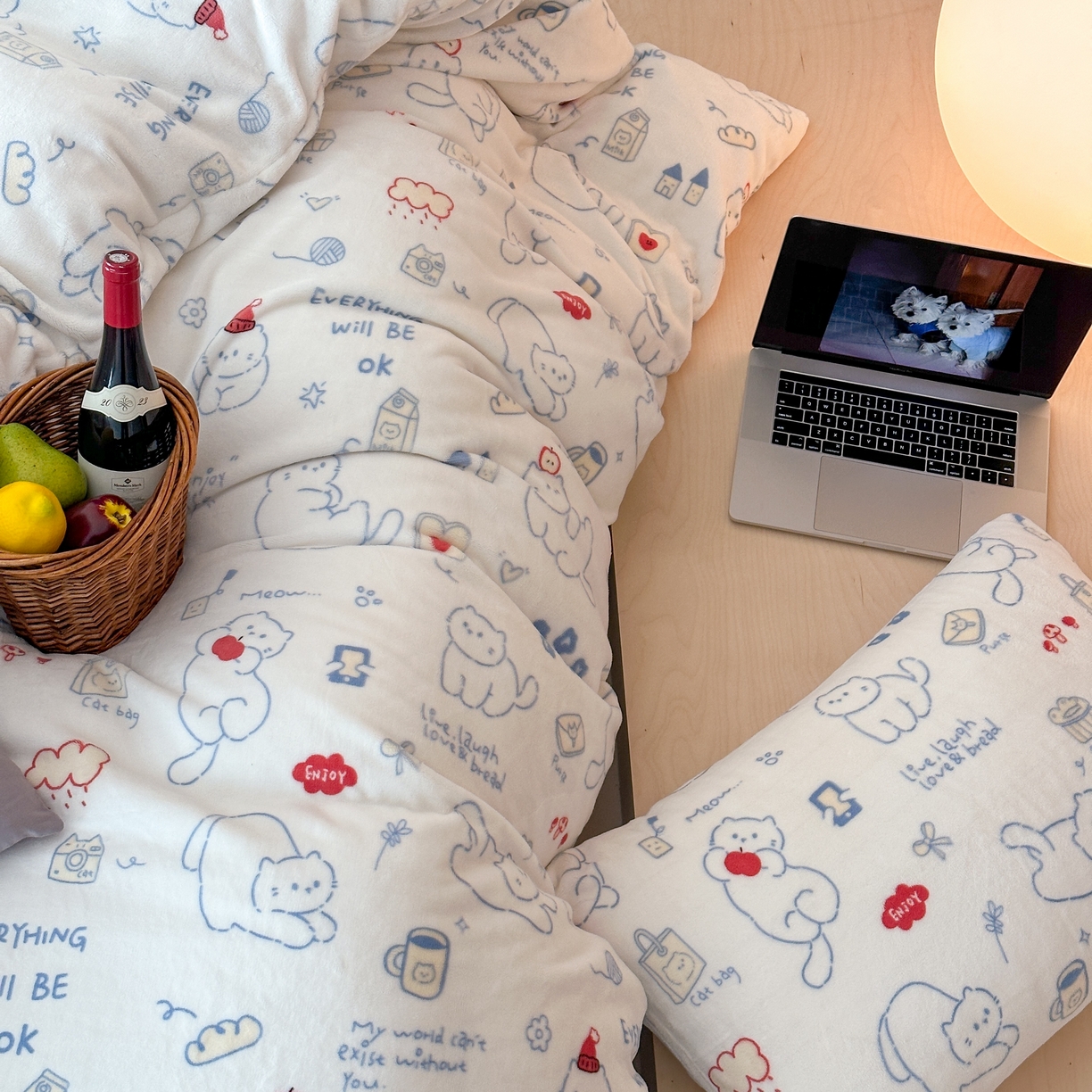 91家纺网 家纺一手货源 找家纺 时光里 2025新款230克全消光印花10色专版花型四件套 猫咪日记