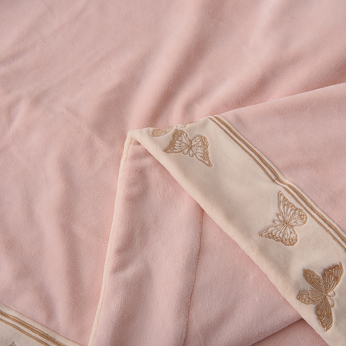 91家纺网 家纺一手货源 找家纺 （总）米奈家居 2025新款A类高克重婴儿绒四件套-吉娜系列