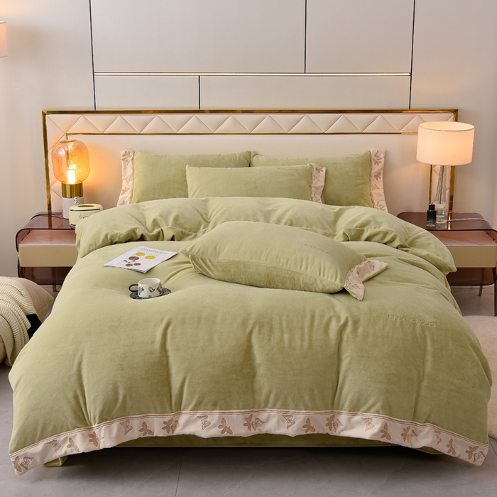 91家纺网 家纺一手货源 找家纺 米奈家居 2025新款A类高克重婴儿绒四件套-吉娜系列 豆沙绿