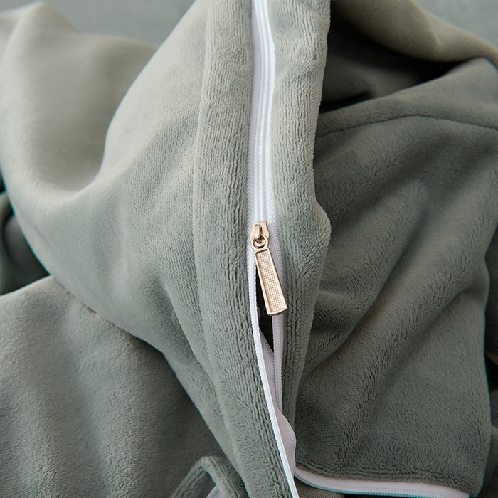 91家纺网 家纺一手货源 找家纺 米奈家居 2025新款A类高克重婴儿绒四件套-吉娜系列 孔雀绿