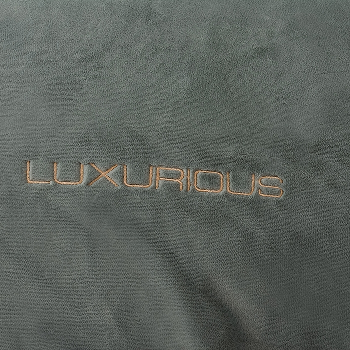 91家纺网 家纺一手货源 找家纺 米奈家居 2025新款A类高克重婴儿绒四件套-吉娜系列 孔雀绿