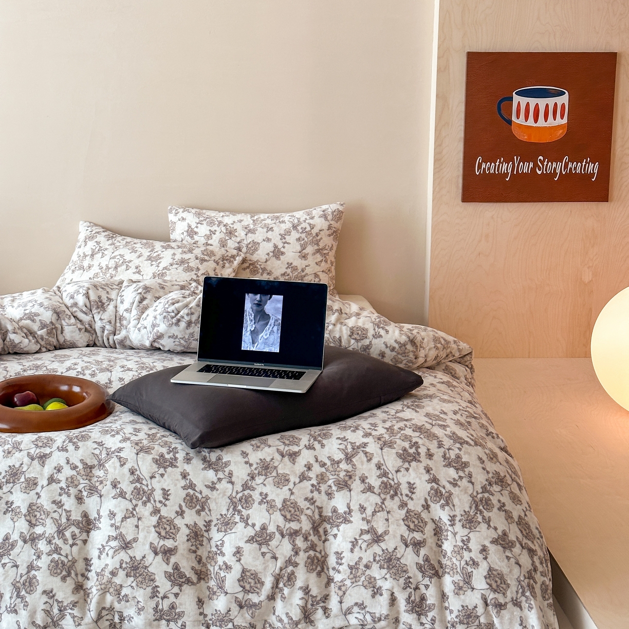 91家纺网 家纺一手货源 找家纺 时光里 2025新款230克全消光印花10色专版花型四件套 木槿