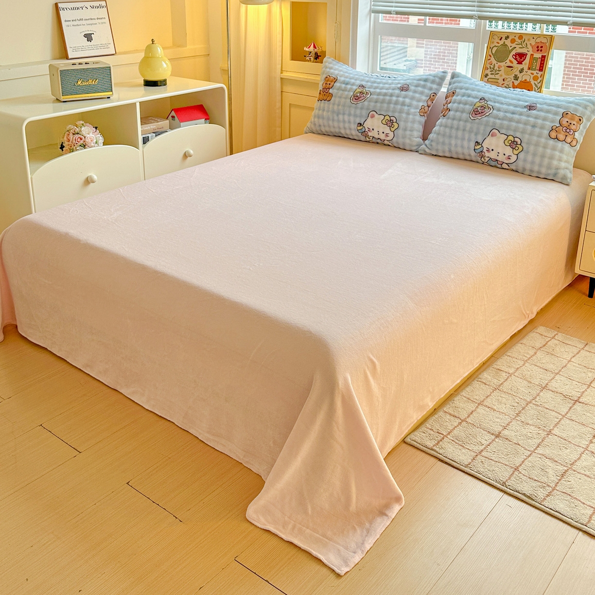 91家纺网 家纺一手货源 找家纺 N先生+V 13814689556 发大图/买家秀 2025新款260克高克重泡泡绒牛奶绒四件套 蛋糕猫咪