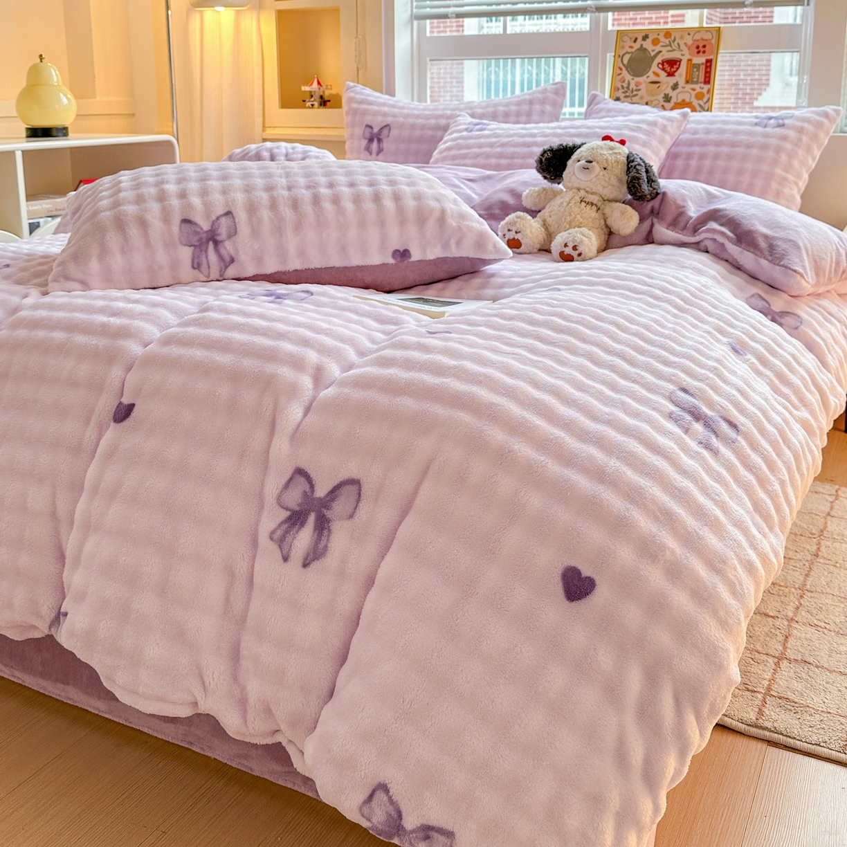 91家纺网 家纺一手货源 找家纺 N先生+V 13814689556 发大图/买家秀 2025新款260克高克重泡泡绒牛奶绒四件套 蝴蝶结紫