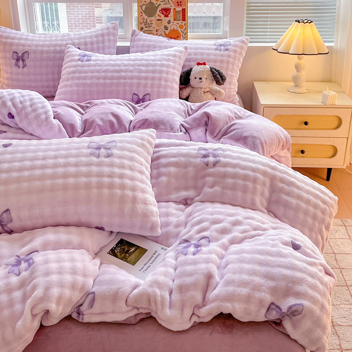 91家纺网 家纺一手货源 找家纺 N先生+V 13814689556 发大图/买家秀 2025新款260克高克重泡泡绒牛奶绒四件套 蝴蝶结紫
